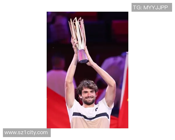 上海网球队以63分领跑大师赛积分榜展现强劲实力