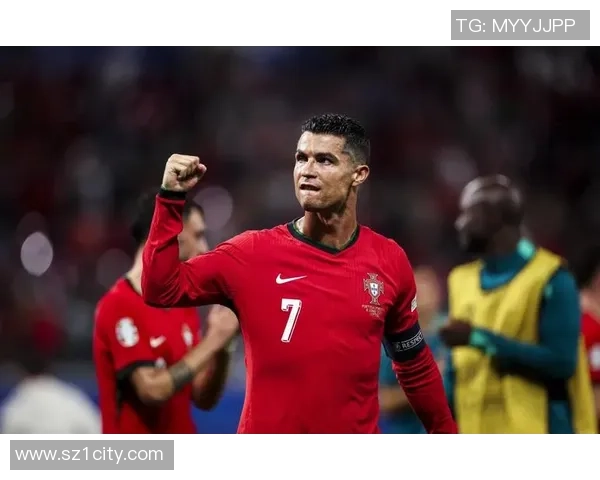 阿扬：从体育明星到足球巨星的辉煌之路与传奇故事