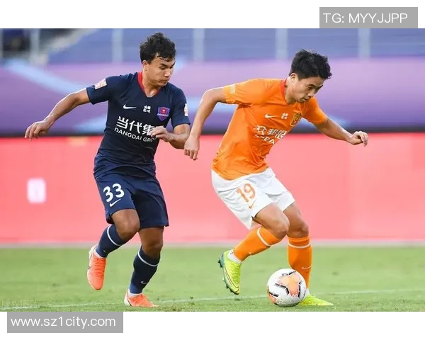 重庆篮球队与武汉篮球队赛后复盘分析力量对比与战术探讨 重庆篮球队与武汉篮球队赛后复盘分析力量对比与战术探讨