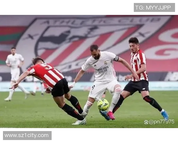 深圳足球队在洲际杯中的团队协作表现分析与点评